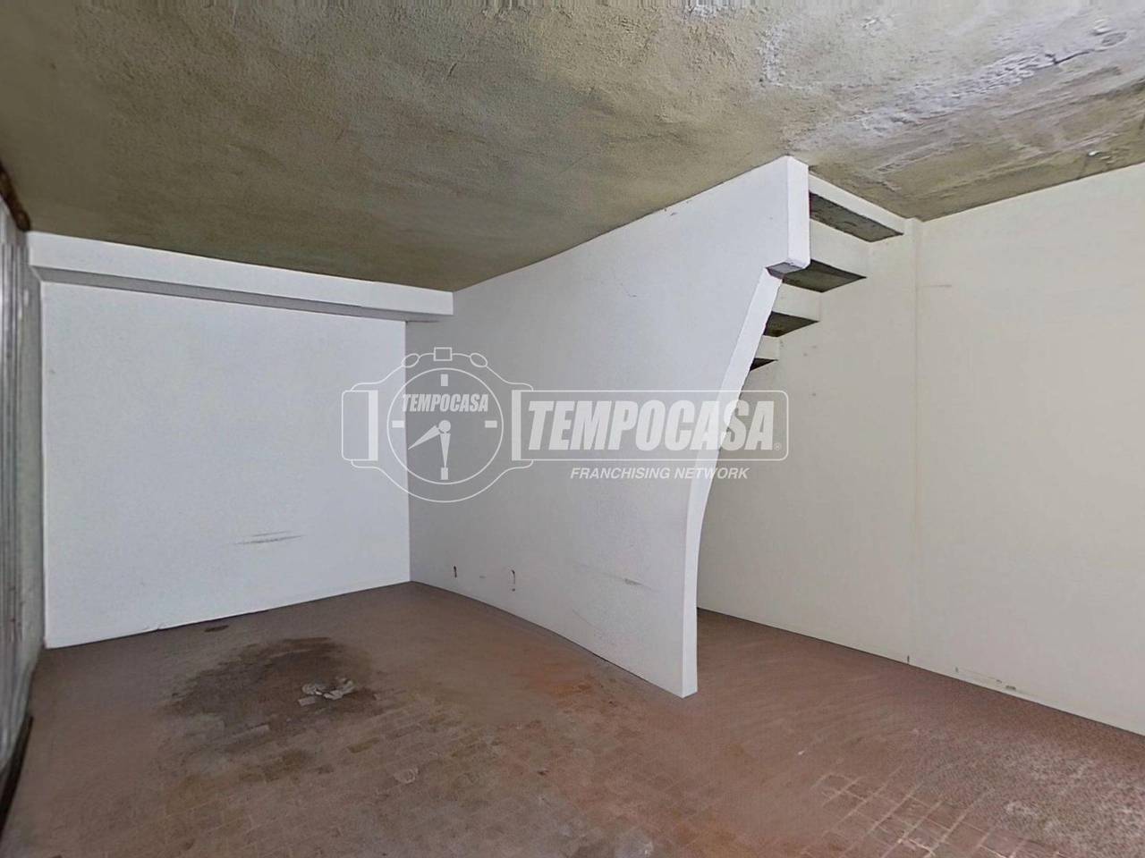 box auto in vendita a Brugherio in zona Dorderio