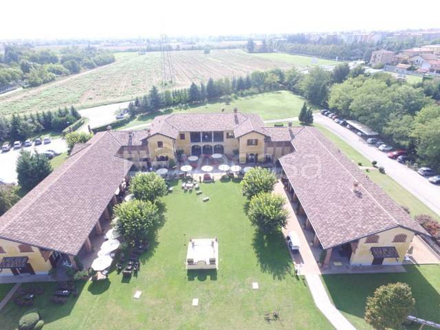 negozio in vendita a Burago di Molgora