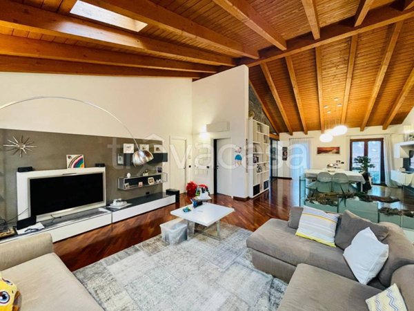 casa indipendente in vendita a Burago di Molgora