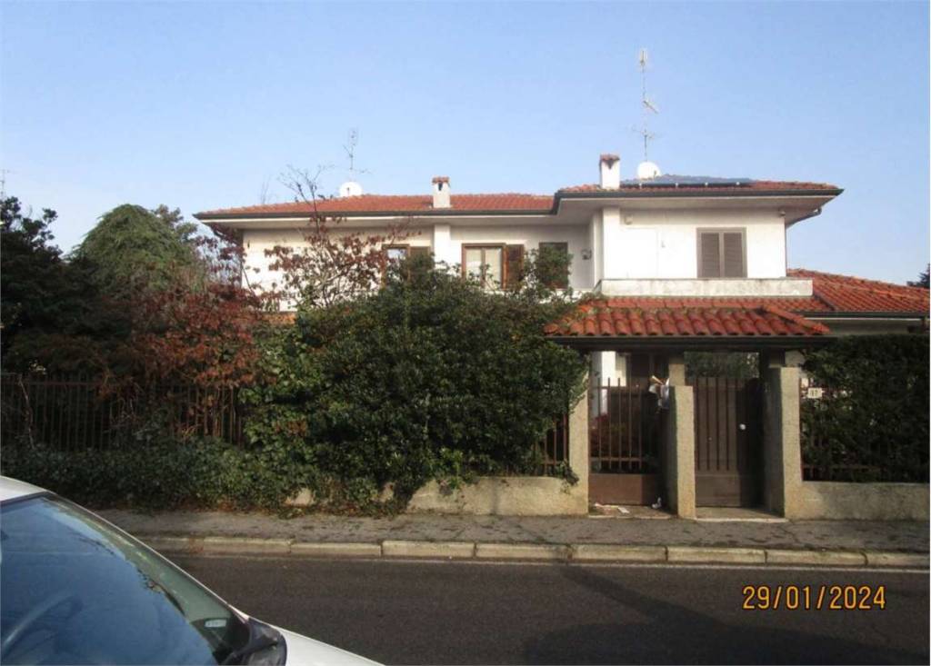 appartamento in vendita a Burago di Molgora