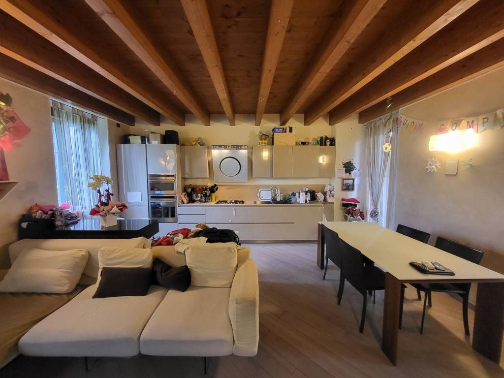 appartamento in vendita a Burago di Molgora