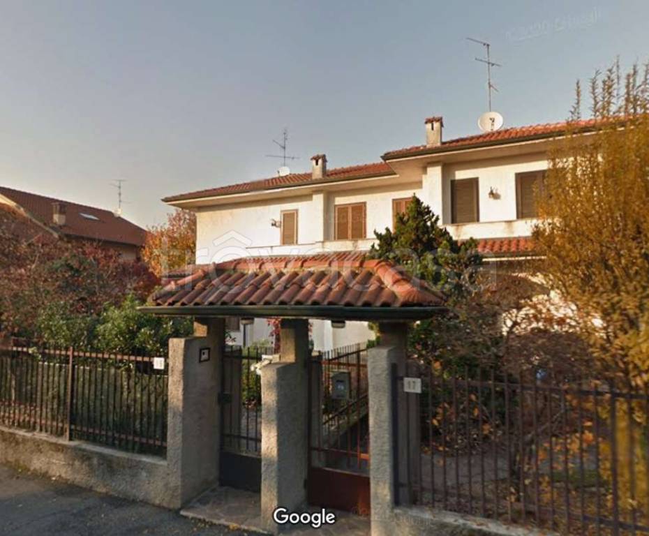 casa indipendente in vendita a Burago di Molgora