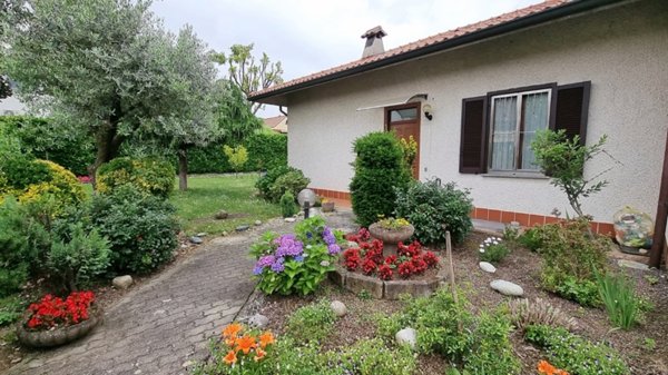casa indipendente in vendita a Burago di Molgora