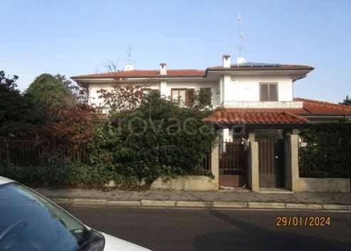appartamento in vendita a Burago di Molgora