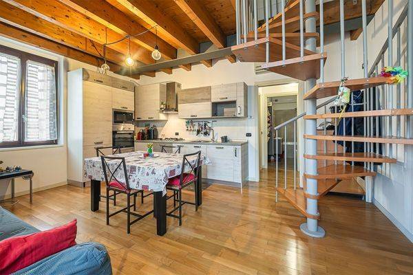 appartamento in vendita a Burago di Molgora