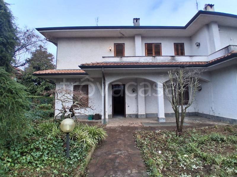 casa indipendente in vendita a Burago di Molgora