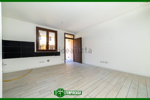 appartamento in vendita a Burago di Molgora