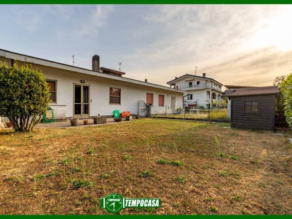 casa indipendente in vendita a Burago di Molgora
