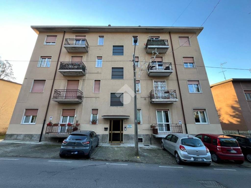appartamento in vendita a Camparada