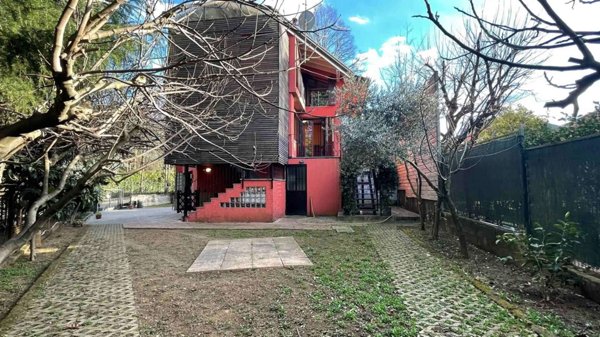 casa indipendente in vendita a Camparada