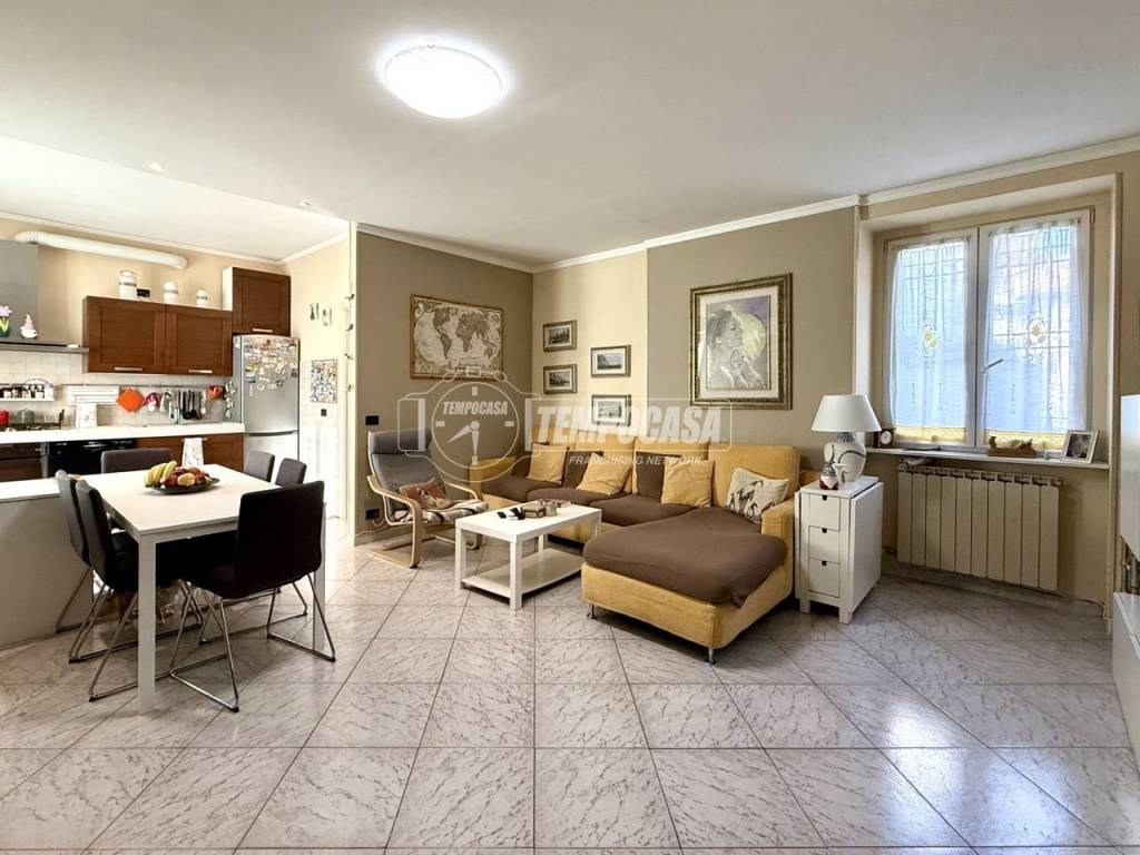 appartamento in vendita a Camparada