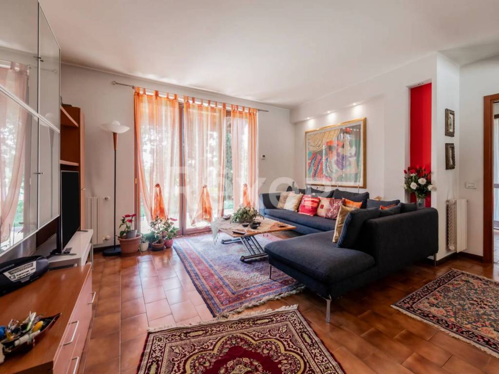 casa indipendente in vendita a Camparada