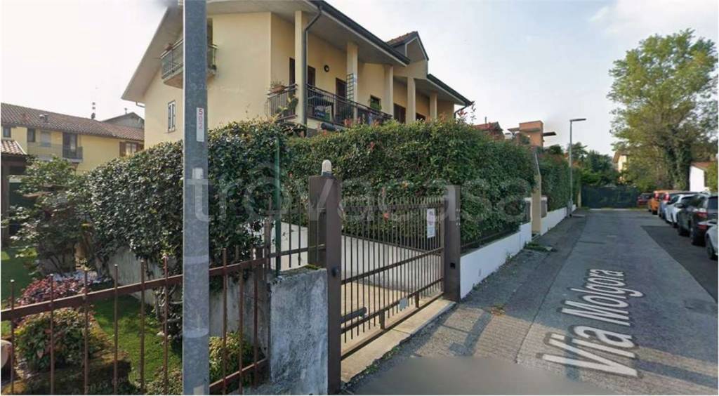 terreno edificabile in vendita a Camparada