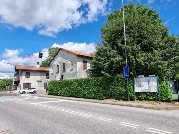 appartamento in vendita a Camparada