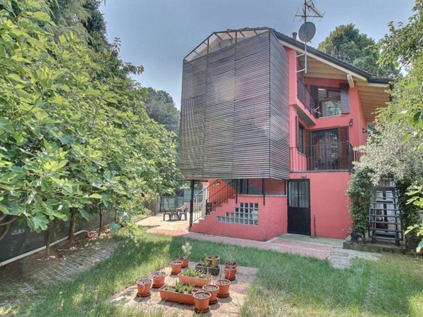 casa indipendente in vendita a Camparada