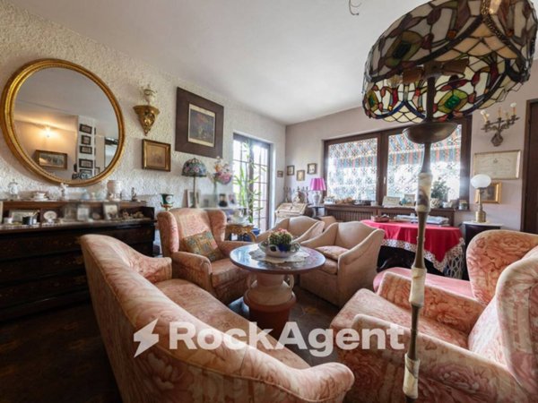 casa indipendente in vendita a Camparada