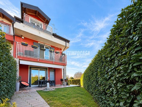 casa indipendente in vendita a Camparada