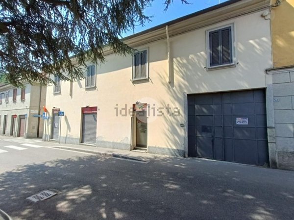 appartamento in vendita a Carate Brianza