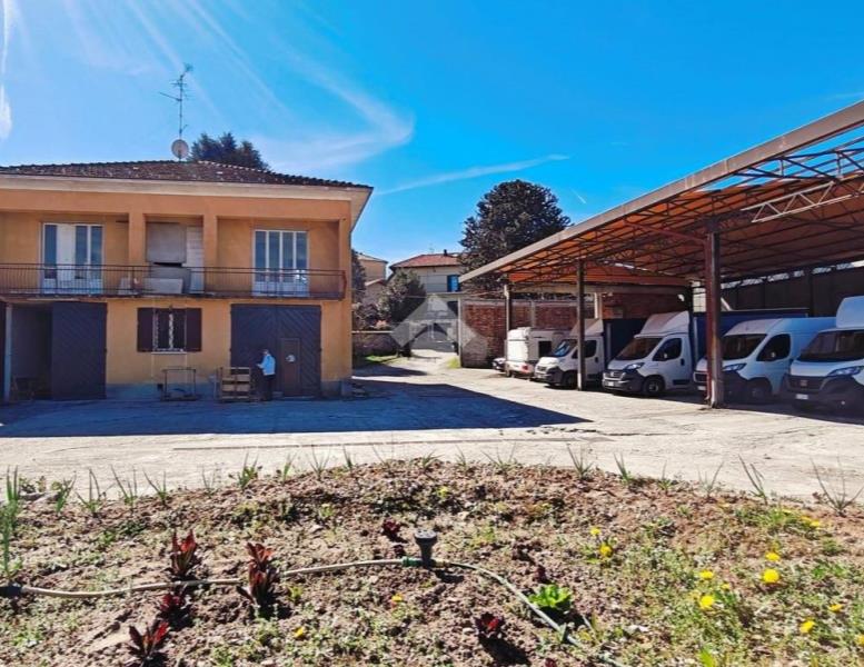 casa indipendente in vendita a Carate Brianza