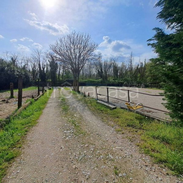 azienda agricola in vendita a Carate Brianza