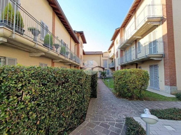 appartamento in vendita a Carate Brianza