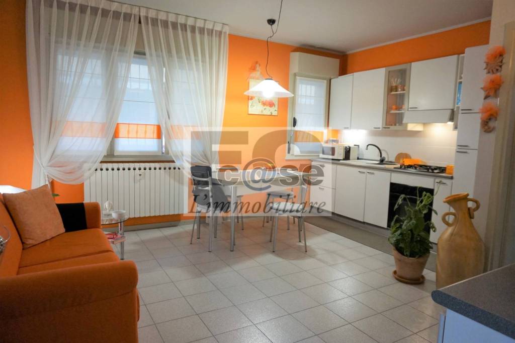 appartamento in vendita a Carate Brianza