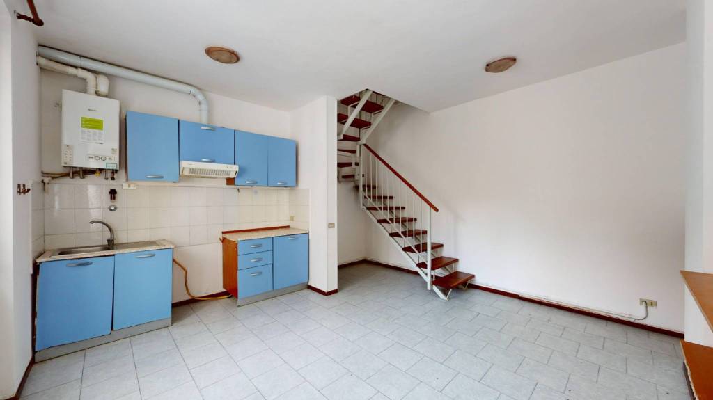 appartamento in vendita a Carate Brianza