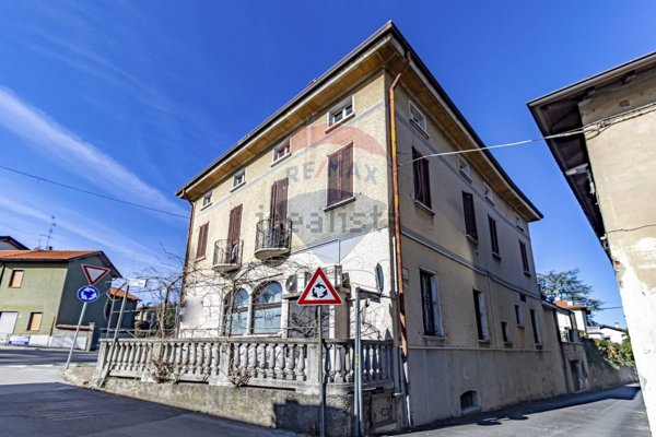 casa indipendente in vendita a Carate Brianza