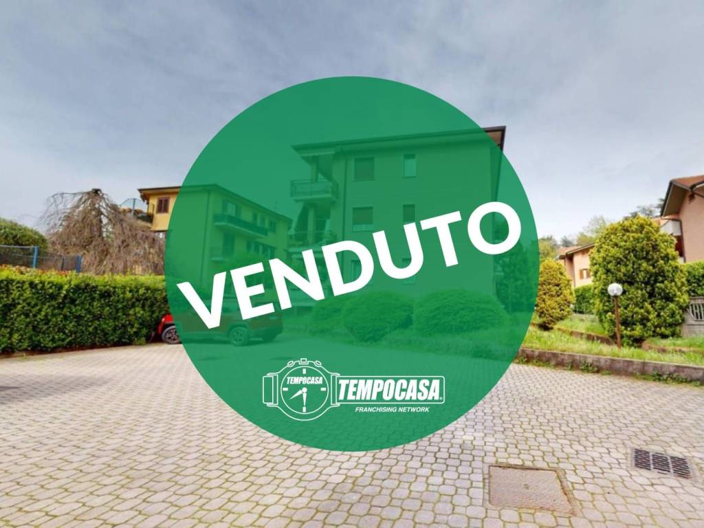 appartamento in vendita a Carate Brianza