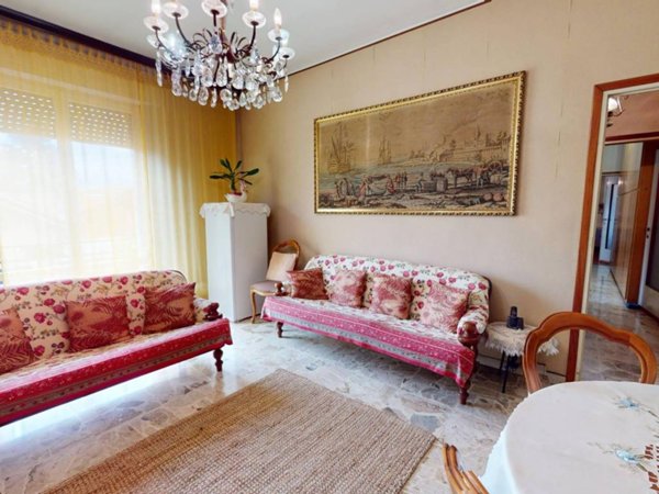appartamento in vendita a Carate Brianza