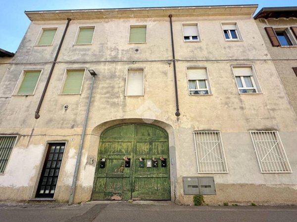 appartamento in vendita a Carate Brianza