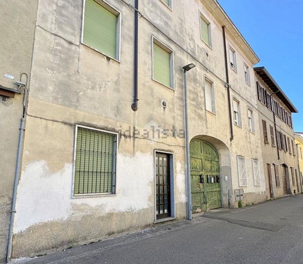 appartamento in vendita a Carate Brianza