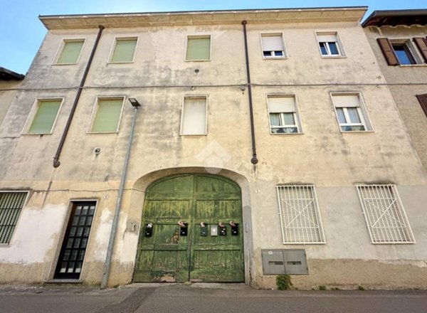 appartamento in vendita a Carate Brianza