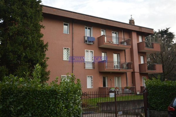 appartamento in vendita a Carate Brianza