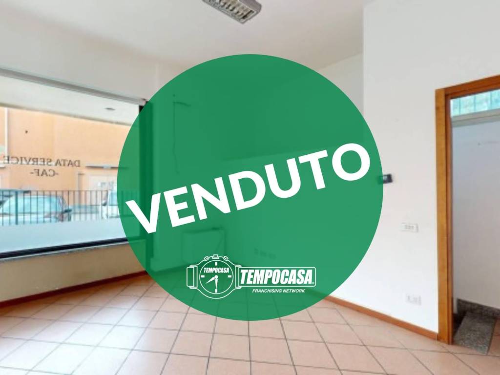 negozio in vendita a Carate Brianza