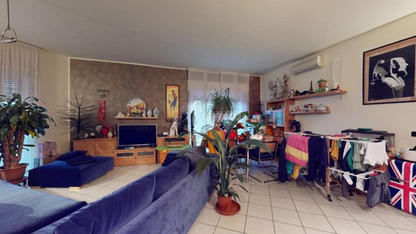 casa indipendente in vendita a Carate Brianza