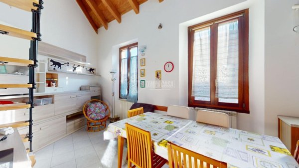 appartamento in vendita a Carate Brianza
