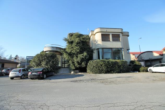 negozio in vendita a Carate Brianza