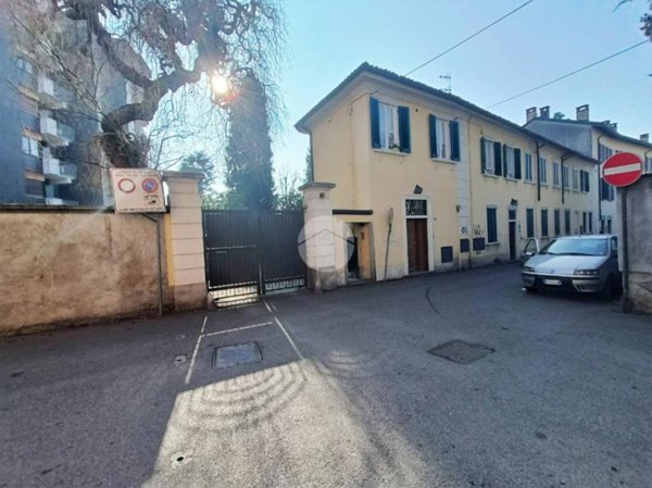 appartamento in vendita a Carate Brianza