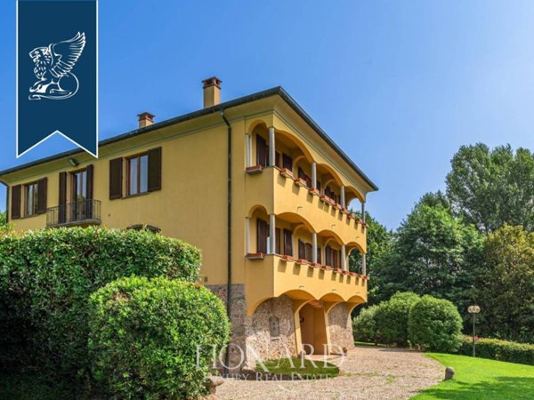 casa indipendente in vendita a Carate Brianza