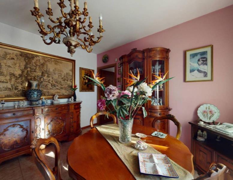 appartamento in vendita a Carate Brianza