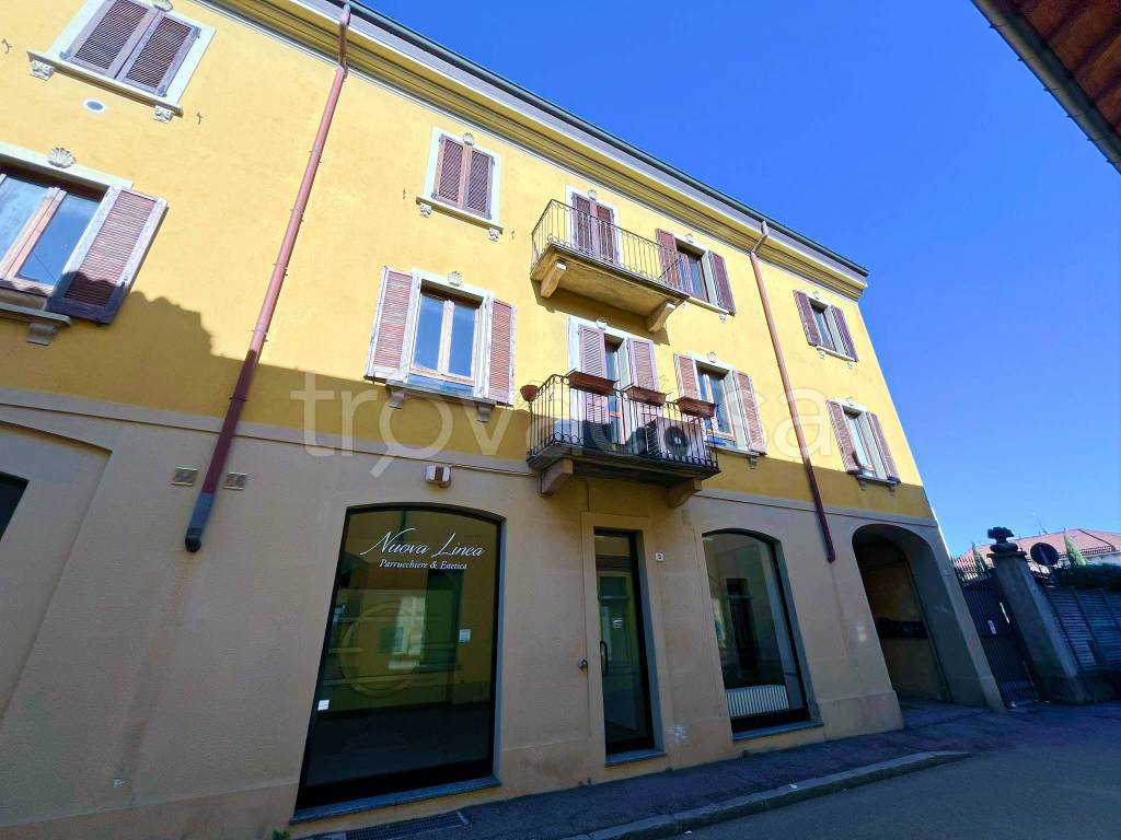ufficio in vendita a Carate Brianza