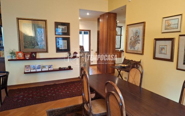 appartamento in vendita a Carate Brianza