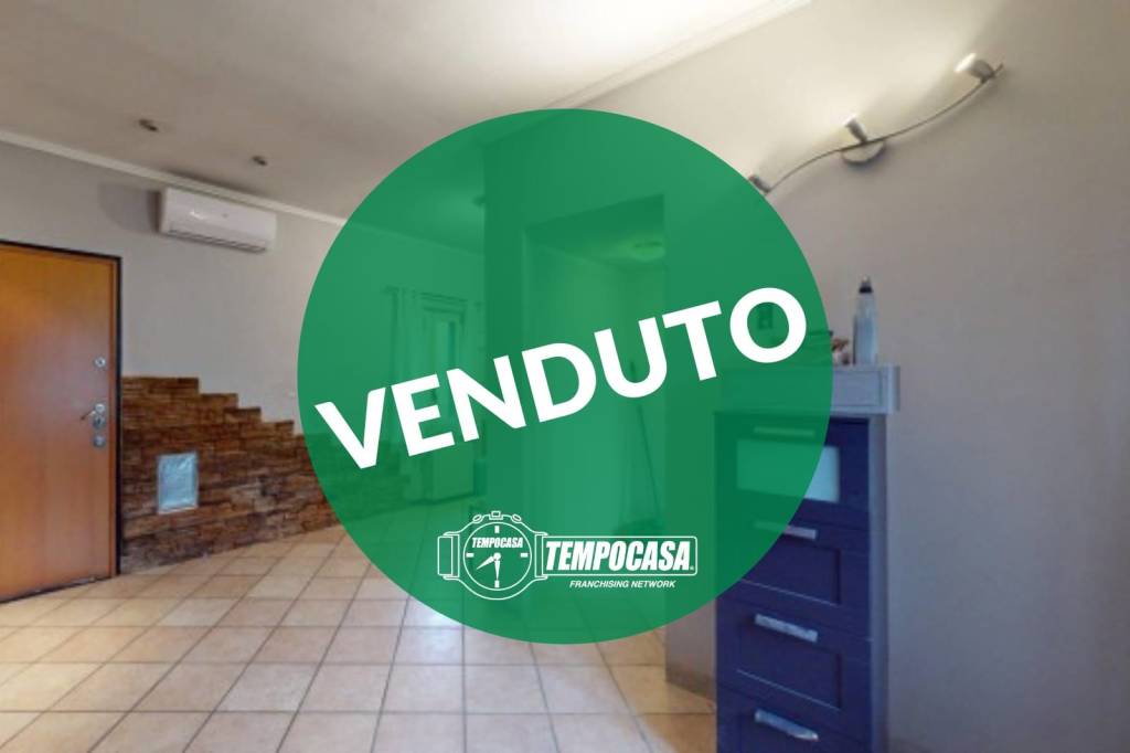 casa indipendente in vendita a Carate Brianza