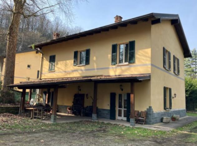 appartamento in vendita a Carate Brianza