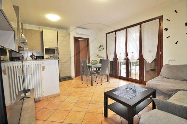 appartamento in vendita a Carate Brianza