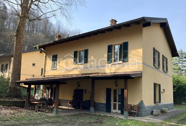 casa indipendente in vendita a Carate Brianza