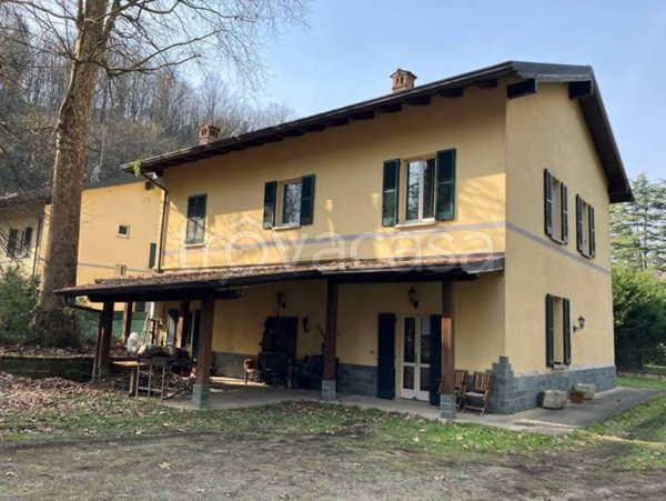 casa indipendente in vendita a Carate Brianza