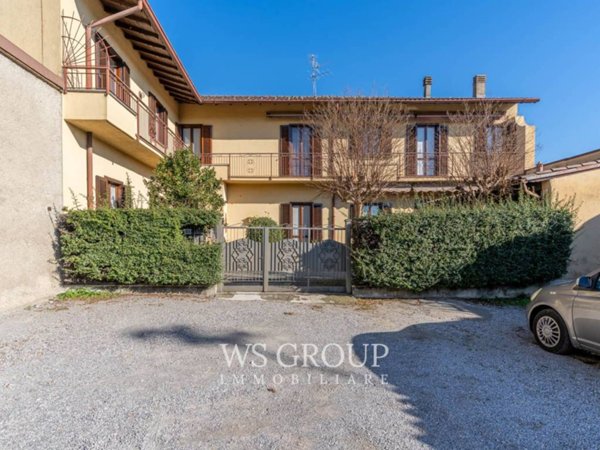 casa indipendente in vendita a Carate Brianza