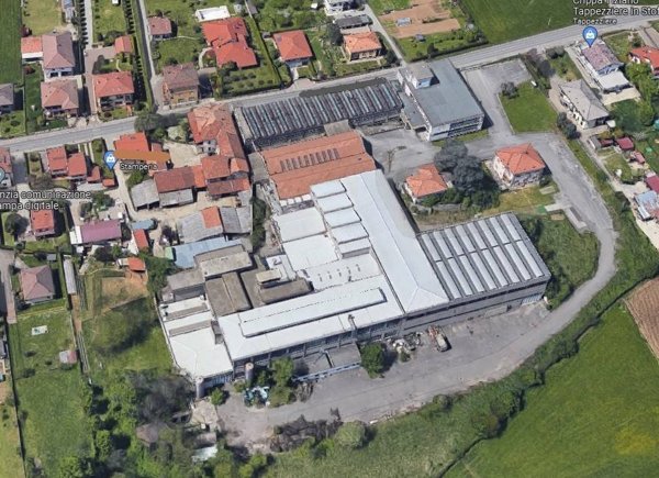 capannone in vendita a Carate Brianza